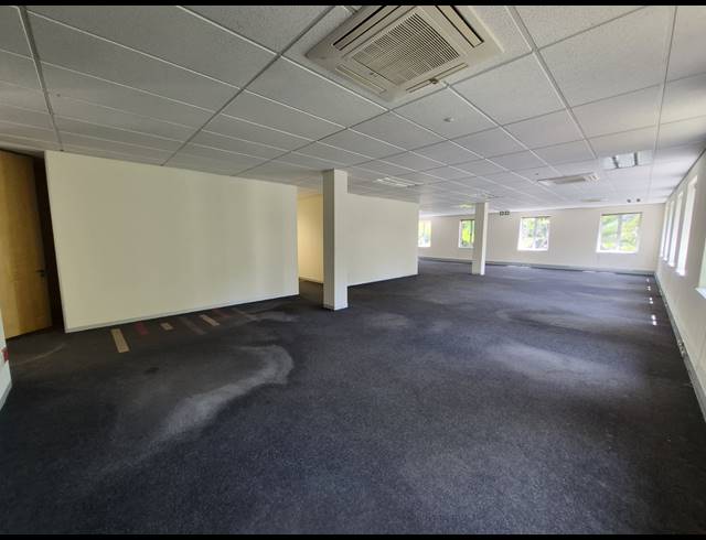 606M² OFFICE TO LET IN SANDTON CENTRAL